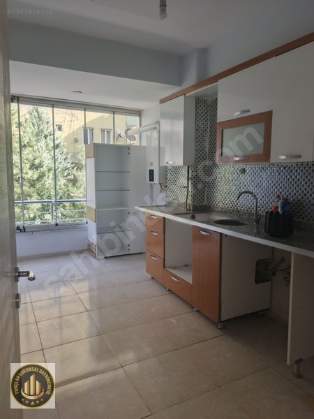 Ofiste Kiralık 2+1 Daire — fotoğraf 2
