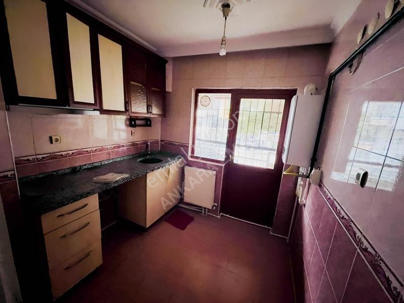 3+1 Kat Konumunda Yüksek Giriş Merkezi Konum Krediye Uygun — fotoğraf 7