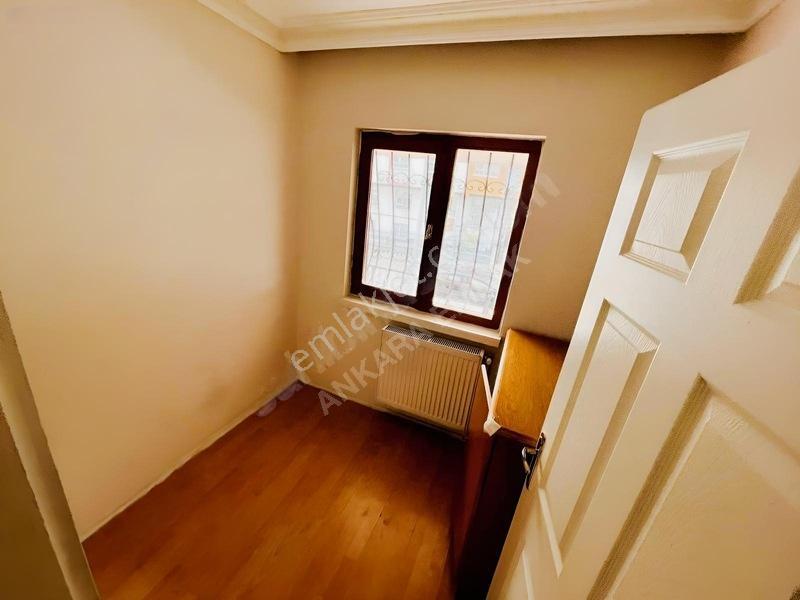3+1 Kat Konumunda Yüksek Giriş Merkezi Konum Krediye Uygun — fotoğraf 9