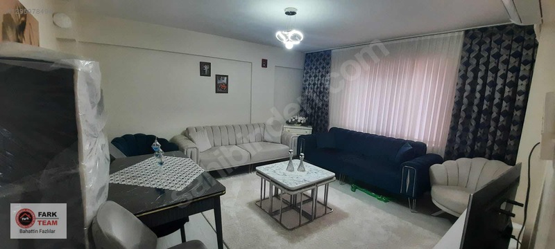Manisa Yunusemre Yeni Mahalle Cadde Üzerinde 3+1 Satılık Daire — fotoğraf 3