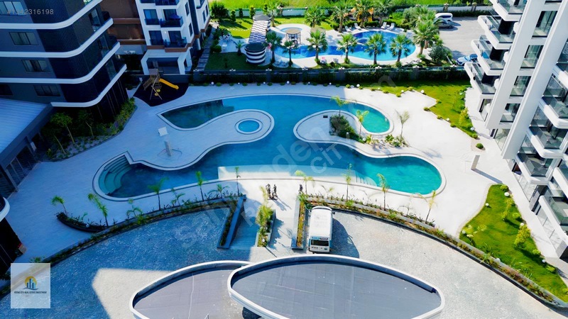 Küçüker Palazzo Residence De Satılık 1+1 Daire — fotoğraf 2