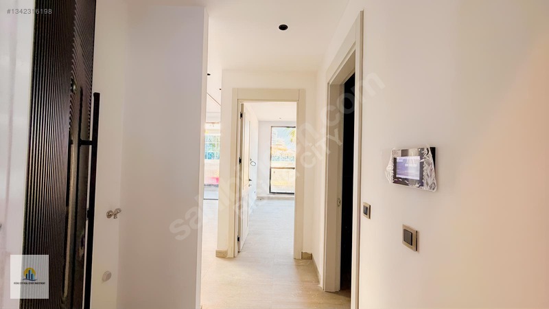 Küçüker Palazzo Residence De Satılık 1+1 Daire — fotoğraf 11