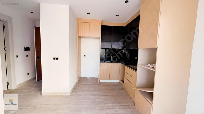 Küçüker Palazzo Residence De Satılık 1+1 Daire — fotoğraf 14