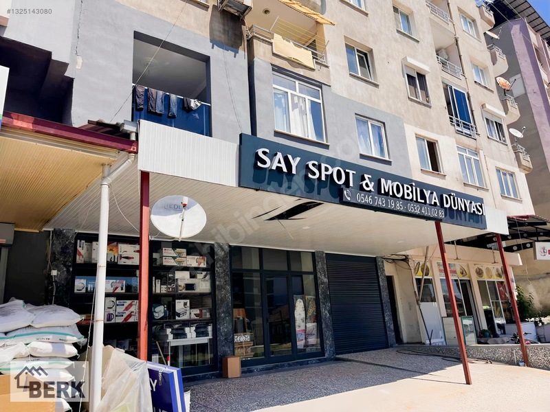 Berk Emlaktan Köprübaşında Cadde Üzeri Satılık Dükkan Ve Daire — fotoğraf 4
