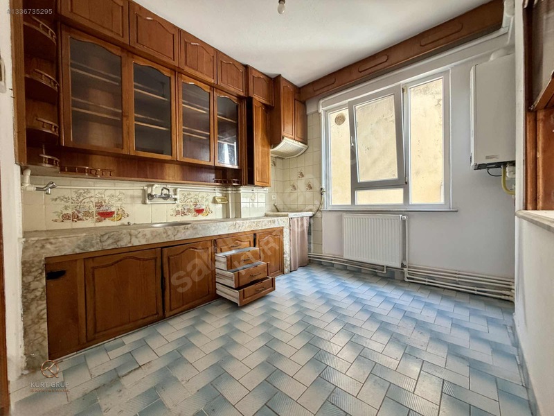 Dumlupınar Mahallesinde Kiralık Geniş 3+1 Daire — fotoğraf 8