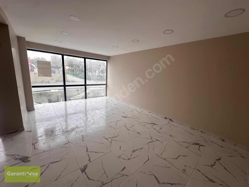 Hayatpark Site Altında Asma Katlı 110 Mt2 Dükkan — fotoğraf 11