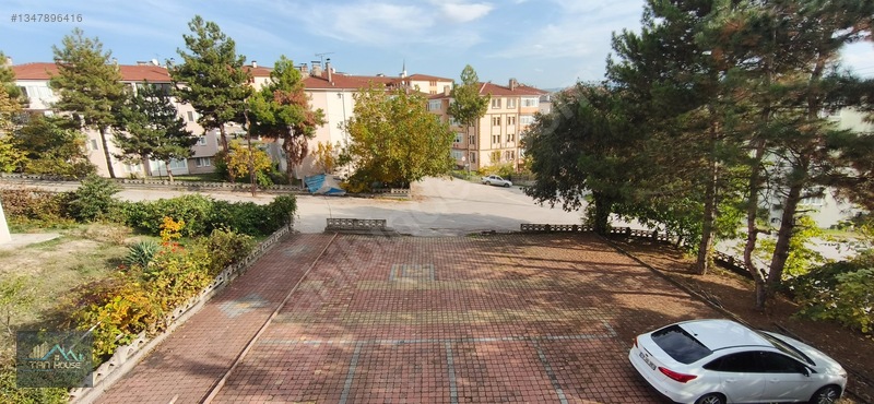 Tan Emlaktan Ara Kat Kiralık 3+1 Daire — fotoğraf 16