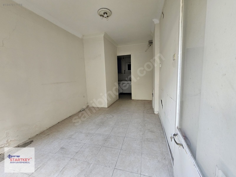 Karşıyaka Anadolu Cad. Paraleli Batar Katlı 24m2 Kiralık Dükkan — fotoğraf 5