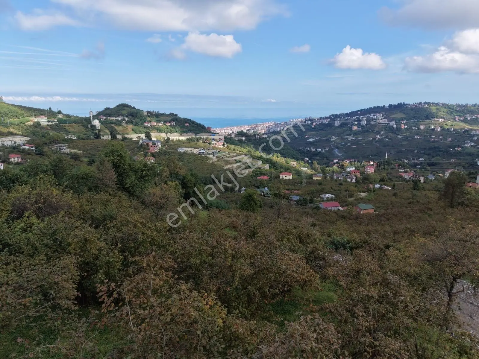 Trabzon Ortahisar Uğurlu'Da Deniz Manzaralı Satılık Tarla