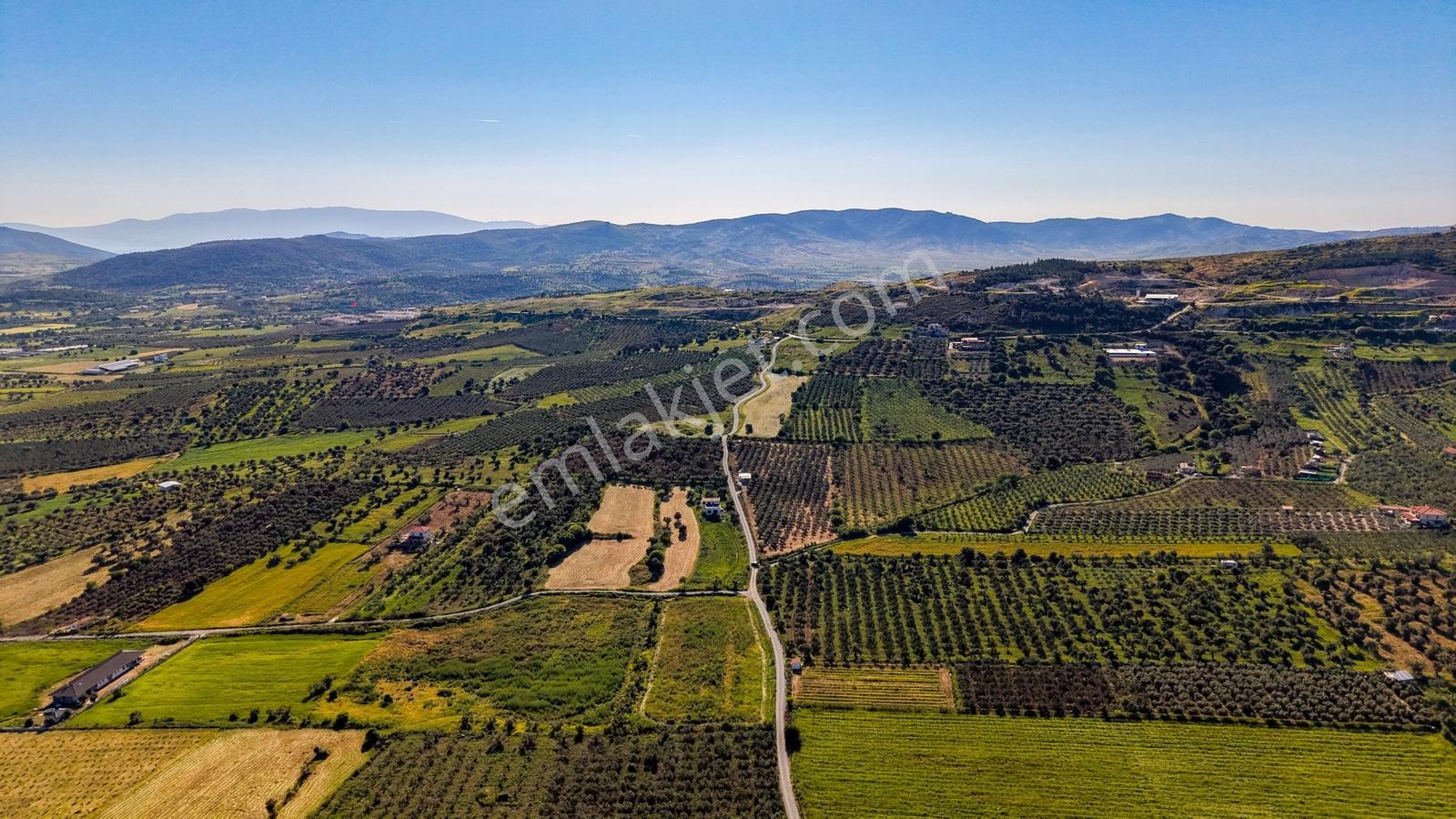 Foça Kocamehmetlerde Satılık 6.642 M² Müstakil Parsel Tarla! — fotoğraf 30