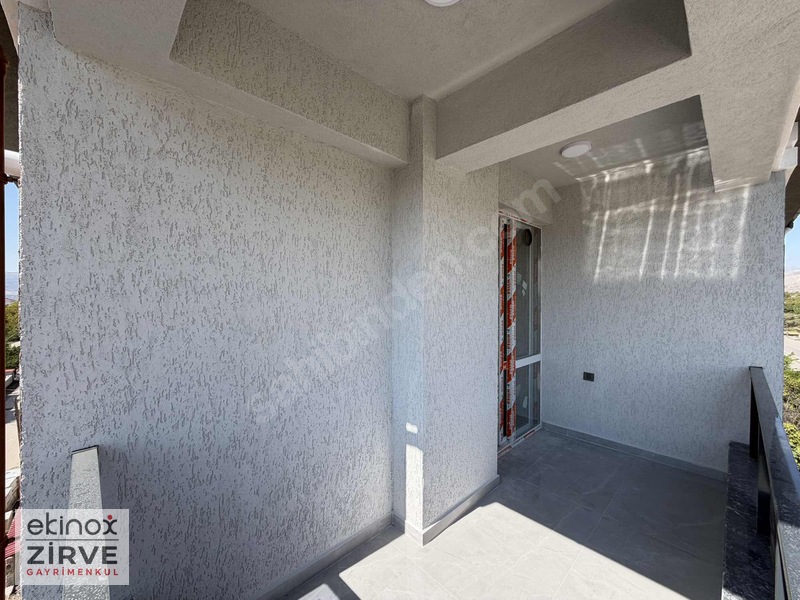 Ekinox Zirve / Kavakyolu Anacadde Üzeri 2+1 Fırsat Daire — fotoğraf 19