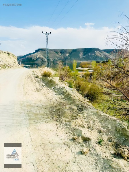 Bayramhacı Da Ev Yapmaya Uygun Baraj Manzaralı Bahçe — fotoğraf 2