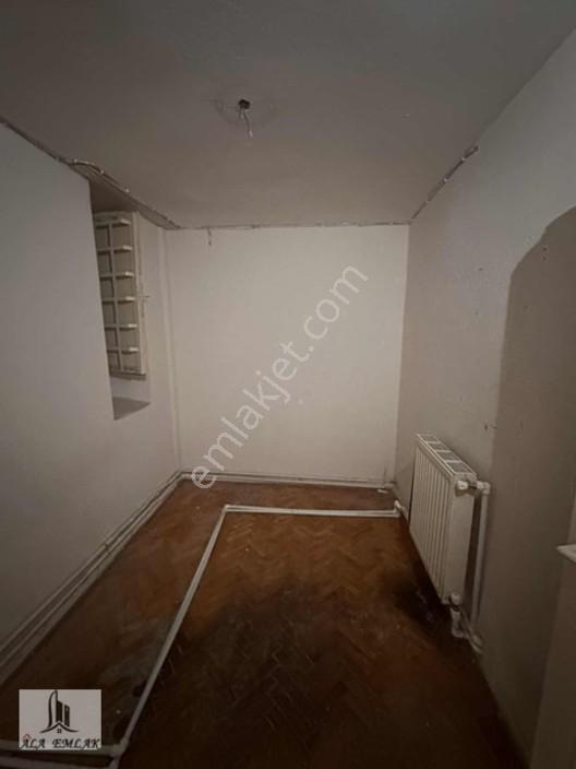 Yeşılyurt Pazaryeri Yakını Arakat 3+1 Satılık Daire — fotoğraf 10