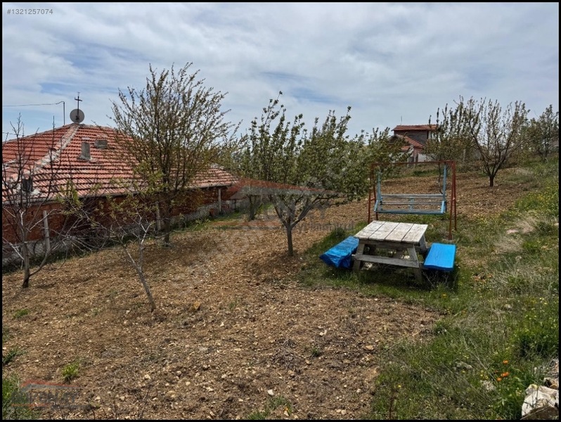 Güvenay - Çorum Çoraklık Üstü Bayrak Tepe Hobi Bahçeleri Satılık — fotoğraf 2