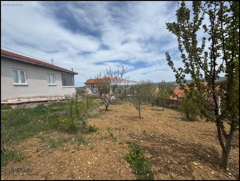 Güvenay - Çorum Çoraklık Üstü Bayrak Tepe Hobi Bahçeleri Satılık — fotoğraf 5
