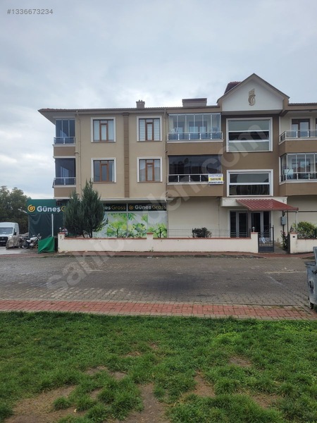 Satılık Mükemmel Konumda Ara Kat Daire Pn-266