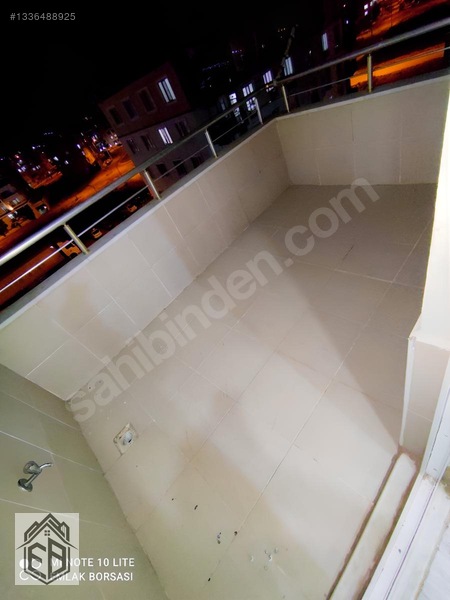 Yürüyüş Yolu Üzeri 3 Cepheli 190m2 Arakat Satılık 3+1 — fotoğraf 14