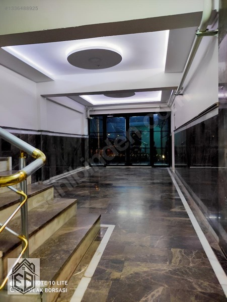 Yürüyüş Yolu Üzeri 3 Cepheli 190m2 Arakat Satılık 3+1 — fotoğraf 17