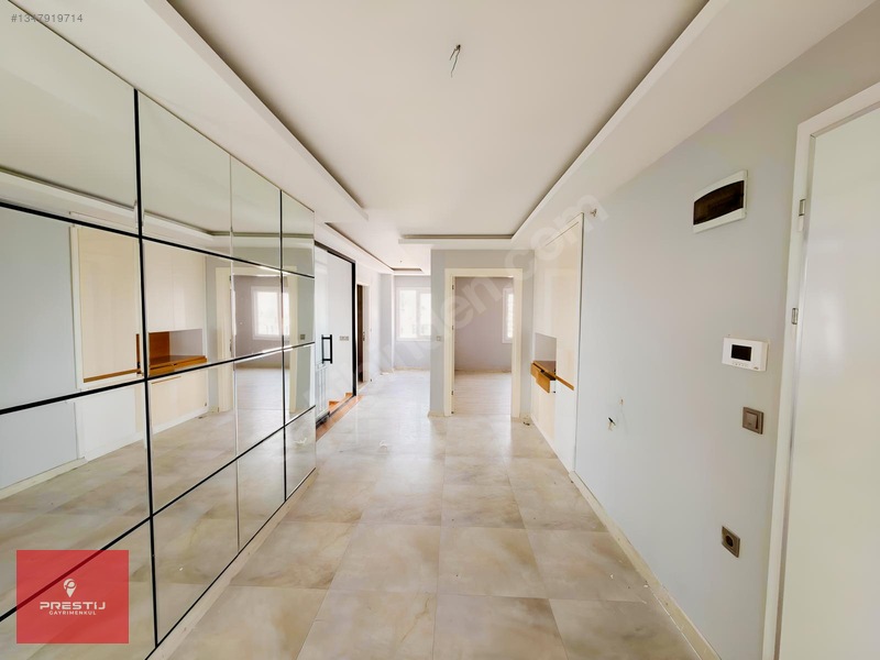 Prestij'den Bulvar Üstü Göl Manzaralı Kiralık 5+1 Dubleks — fotoğraf 15