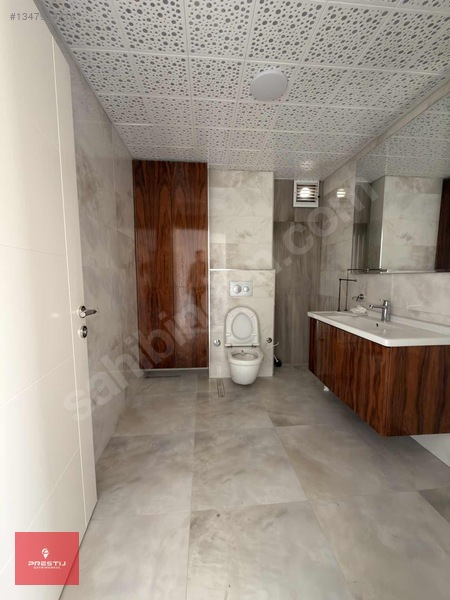 Prestij'den Bulvar Üstü Göl Manzaralı Kiralık 5+1 Dubleks — fotoğraf 19