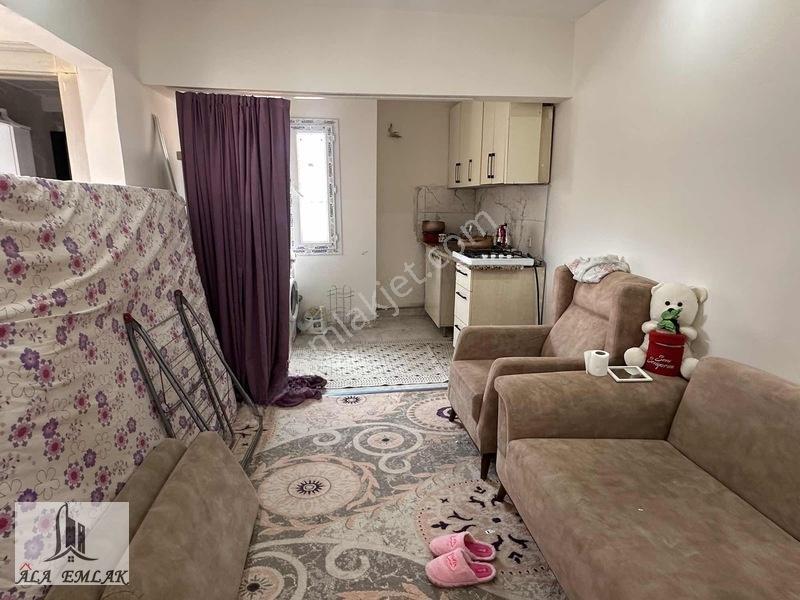 Eşrefpaşada Yenilenmiş 3 Katlı Acil Satılık Müstakil Ev — fotoğraf 20