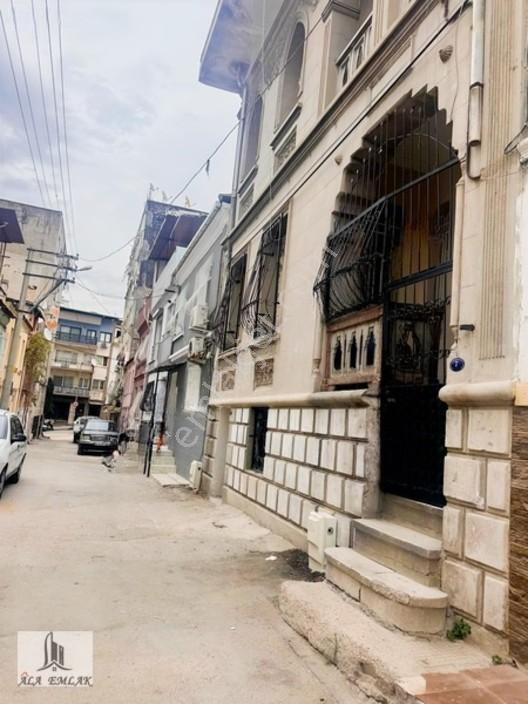 Eşrefpaşada Yenilenmiş 3 Katlı Acil Satılık Müstakil Ev — fotoğraf 24