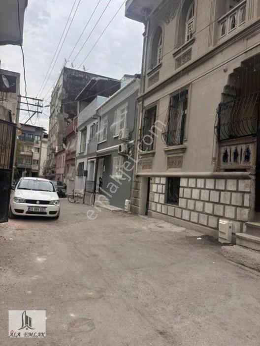 Eşrefpaşada Yenilenmiş 3 Katlı Acil Satılık Müstakil Ev — fotoğraf 25