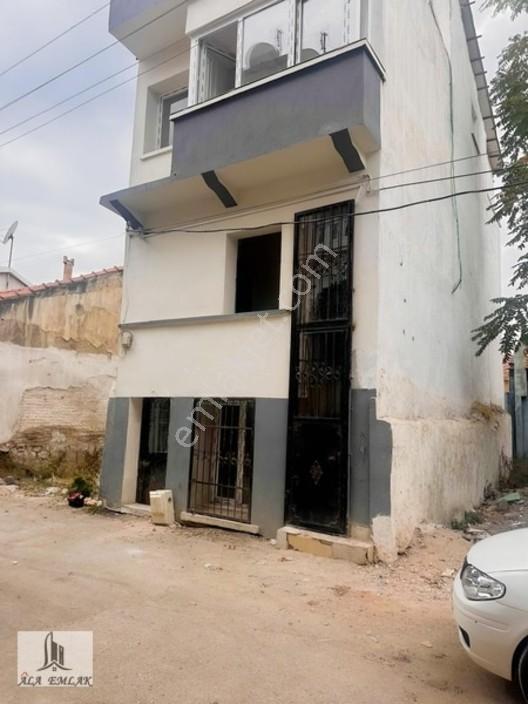 Eşrefpaşada Yenilenmiş 3 Katlı Acil Satılık Müstakil Ev — fotoğraf 31