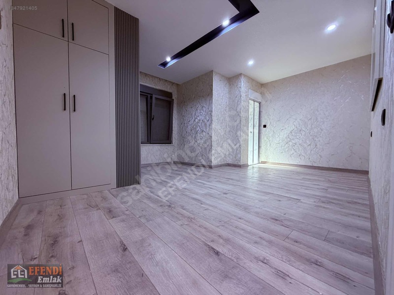 Havuzlu Site İçinde 3+1 Yüksek Giriş Cam Balkonlu — fotoğraf 3