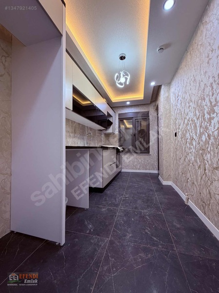 Havuzlu Site İçinde 3+1 Yüksek Giriş Cam Balkonlu — fotoğraf 8