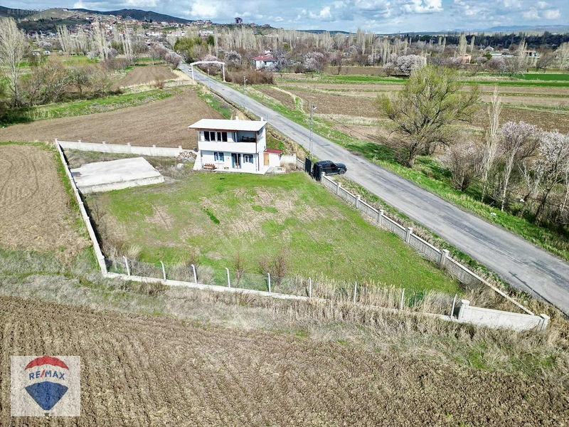 Realty World Güneşli Girişinde Satılık 2 Katlı Ev 1368 M2 Arsa — fotoğraf 4