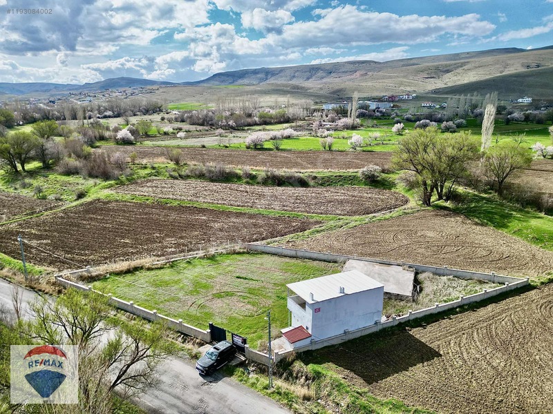 Realty World Güneşli Girişinde Satılık 2 Katlı Ev 1368 M2 Arsa — fotoğraf 8