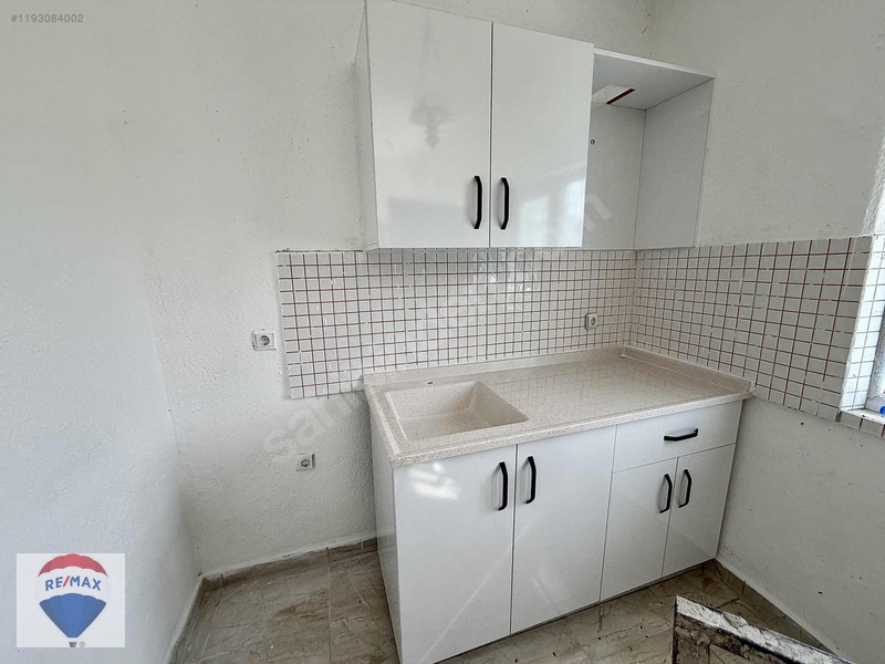 Realty World Güneşli Girişinde Satılık 2 Katlı Ev 1368 M2 Arsa — fotoğraf 12