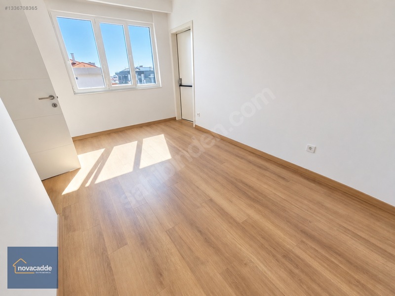 Erenköyde Merkezi Lokasyonda Sıfır Binada Geniş 75 M2 Net 2+1 — fotoğraf 15