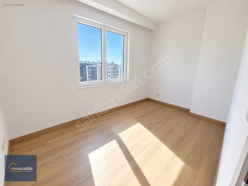 Erenköyde Merkezi Lokasyonda Sıfır Binada Geniş 75 M2 Net 2+1 — fotoğraf 16