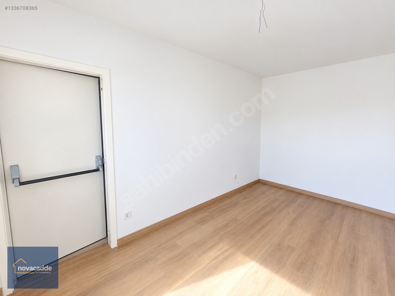 Erenköyde Merkezi Lokasyonda Sıfır Binada Geniş 75 M2 Net 2+1 — fotoğraf 21
