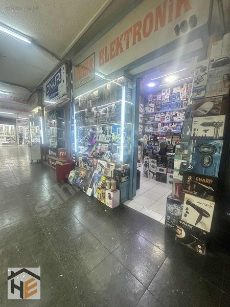 Söylemez Pasajında İşlek Katta İki Adet Yanyana Kiracılı Dükkan — fotoğraf 10