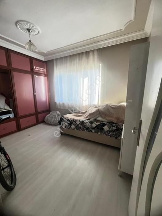 Nazilli Cumhuriyet Mahallesi'nde Satılık Komple Bina Ve 2 Dükkan — fotoğraf 2