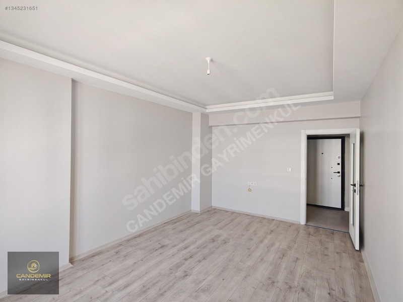 Malatya Caddesinde Merkezi Lokasyonda Kiralık 3+1 Arakat Daire — fotoğraf 8