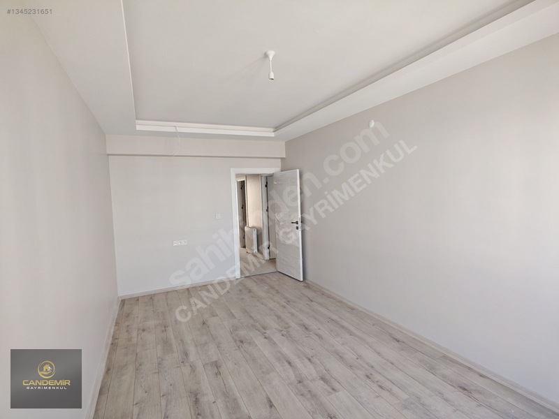 Malatya Caddesinde Merkezi Lokasyonda Kiralık 3+1 Arakat Daire — fotoğraf 10