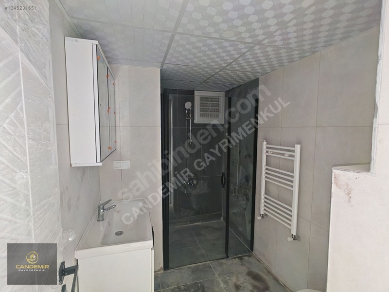 Malatya Caddesinde Merkezi Lokasyonda Kiralık 3+1 Arakat Daire — fotoğraf 18