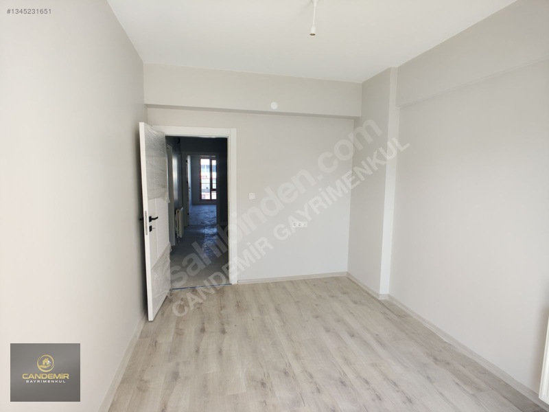 Malatya Caddesinde Merkezi Lokasyonda Kiralık 3+1 Arakat Daire — fotoğraf 28