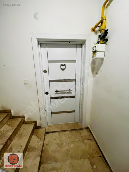 Çömek Emlaktan Şehir Merkezinde Ara Kat 160 M2 Satılık 3+1 Daire — fotoğraf 3