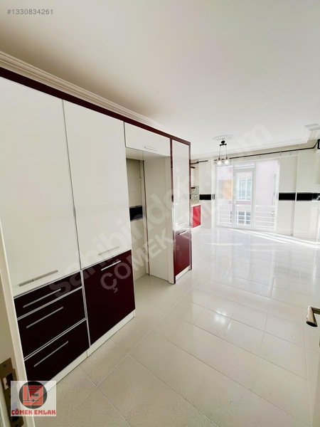 Çömek Emlaktan Şehir Merkezinde Ara Kat 160 M2 Satılık 3+1 Daire — fotoğraf 11