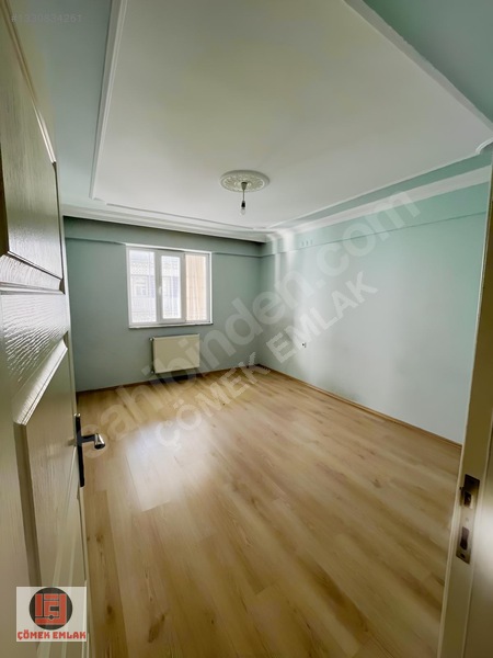 Çömek Emlaktan Şehir Merkezinde Ara Kat 160 M2 Satılık 3+1 Daire — fotoğraf 18