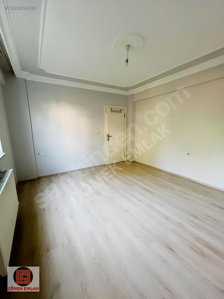 Çömek Emlaktan Şehir Merkezinde Ara Kat 160 M2 Satılık 3+1 Daire — fotoğraf 21