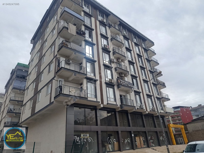 Fırsat!!şehrin Göbeğinde 2+1 Satılık Ara Kat Daire — fotoğraf 2