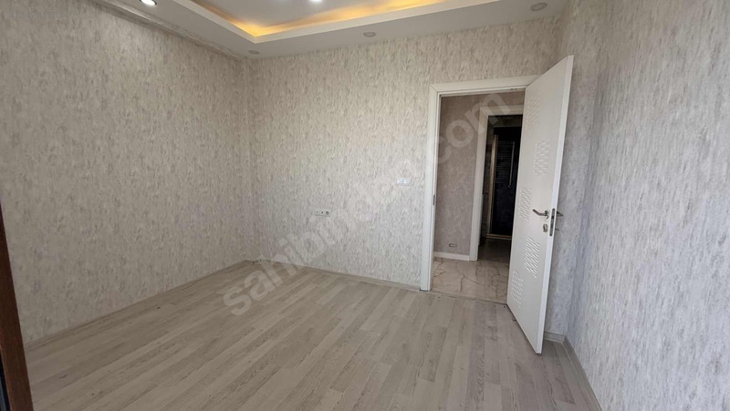 Özbadıllı Emlaktan 4+1 Exsen Yapıda Her Katta Tek Daire — fotoğraf 19