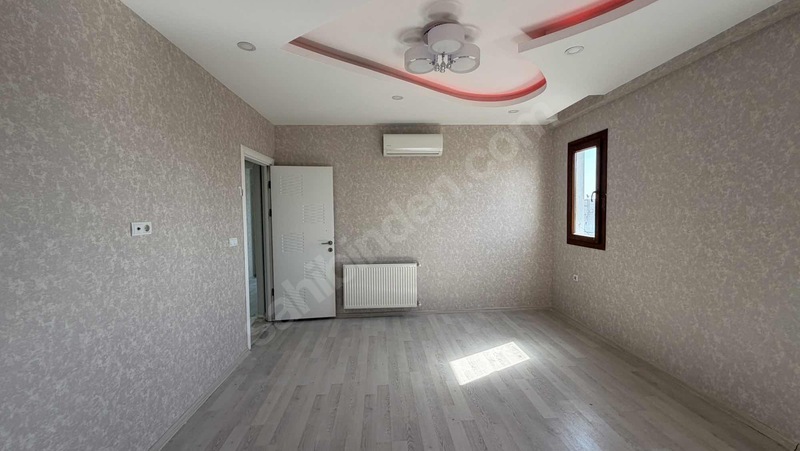 Özbadıllı Emlaktan 4+1 Exsen Yapıda Her Katta Tek Daire — fotoğraf 21