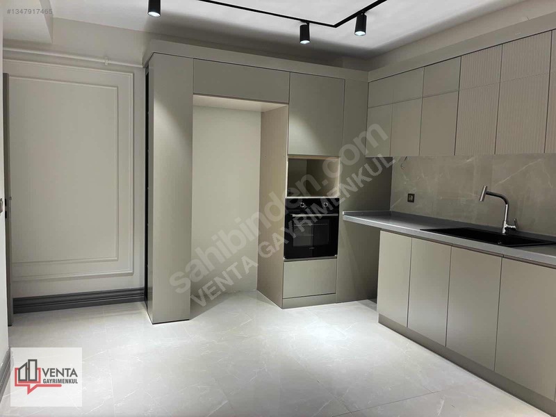 Venta Gayrimenkulden Yıldızkent Ana Bulvarda 4+1 Satılık Daire